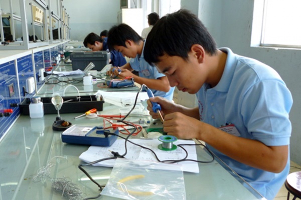 Cơ hội việc làm cho ngành điện tử luôn rộng mở tại Hà Nội